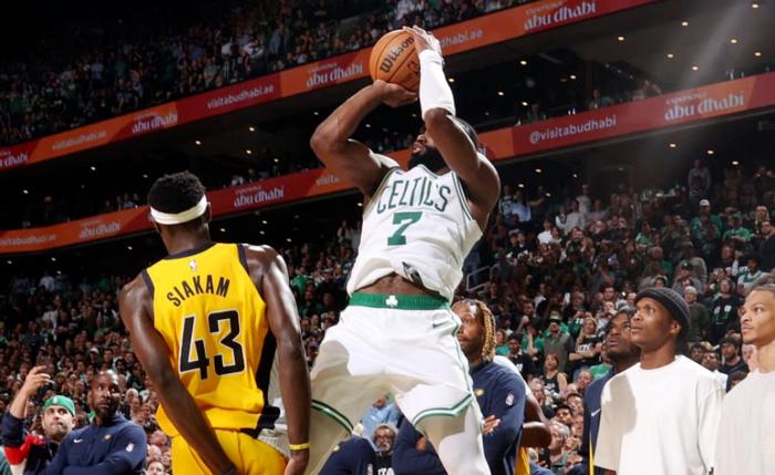  浓眉哥爆冷击败西班牙队，赛事规则更新引爆全场！